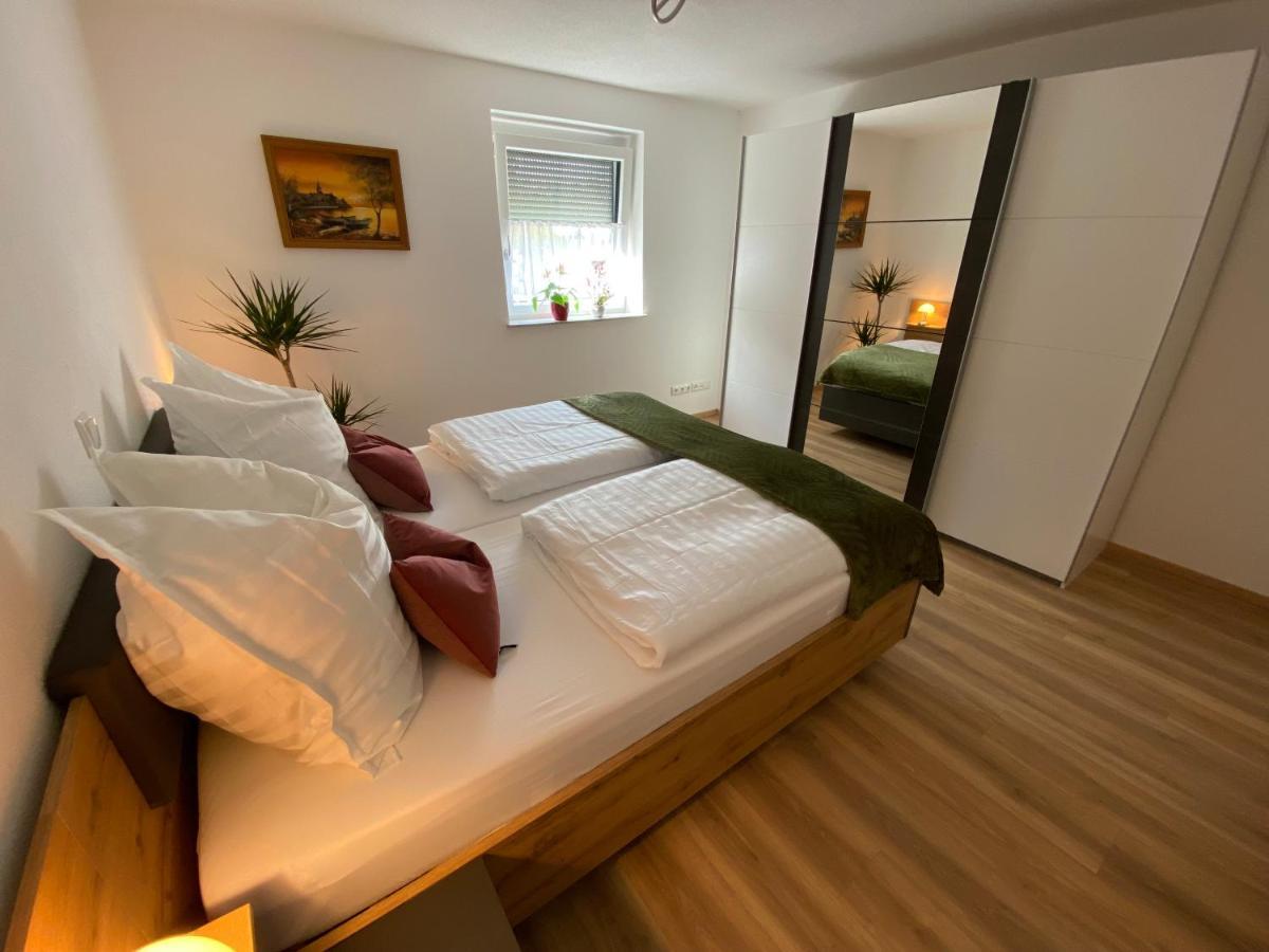 Ferienwohnung Mit Salzachblick Laufen Exterior foto